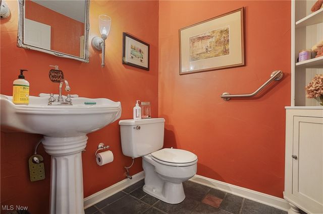 7069 Brightwood Drive, Concord, OH 44077