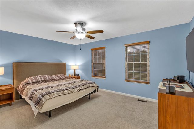 57 Monmouth Dr, Cranberry Twp, PA 16066