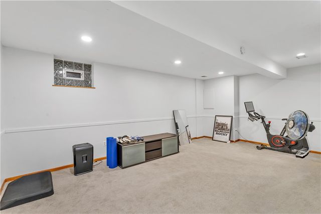 57 Monmouth Dr, Cranberry Twp, PA 16066