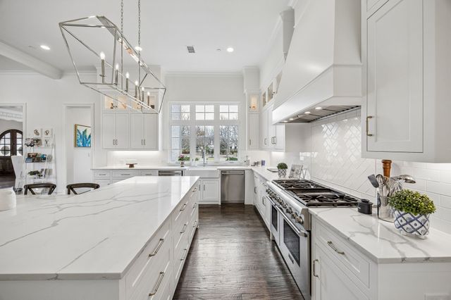 917 Tranquility Drive, Fairview, TX 75069