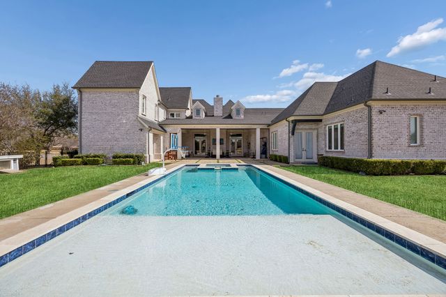 917 Tranquility Drive, Fairview, TX 75069