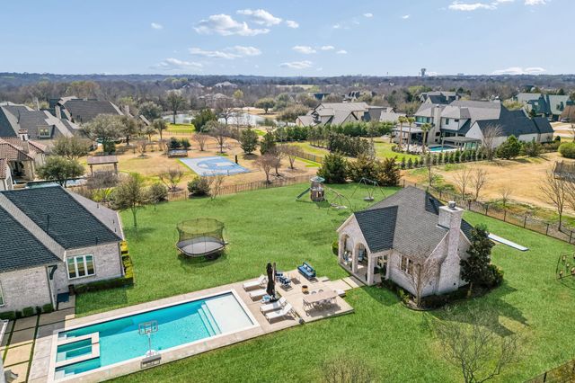 917 Tranquility Drive, Fairview, TX 75069