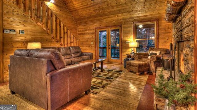 155 Shayla Drive, Blue Ridge, GA 30513