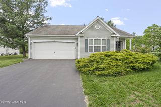 24 Glenview Drive, Scotia, NY 12302