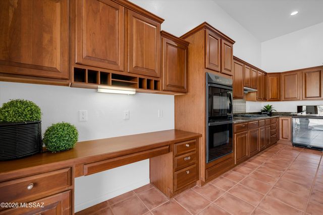 62276 E Sand Crest Drive, Tucson, AZ 85739