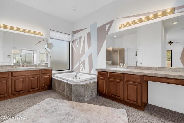 62276 E Sand Crest Drive, Tucson, AZ 85739