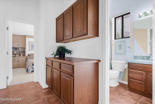 62276 E Sand Crest Drive, Tucson, AZ 85739