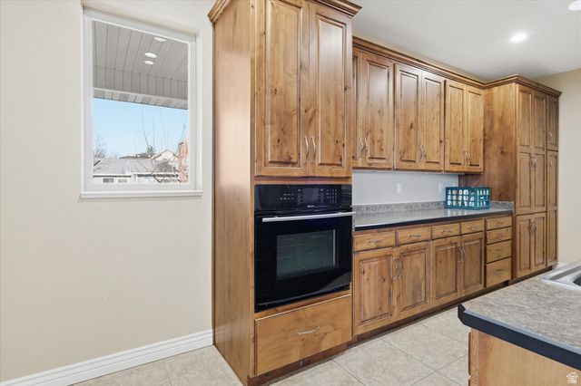 2143 N 950 E, North Logan, UT 84341