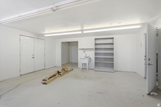 2143 N 950 E, North Logan, UT 84341