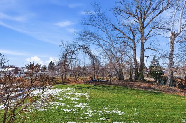 2143 N 950 E, North Logan, UT 84341