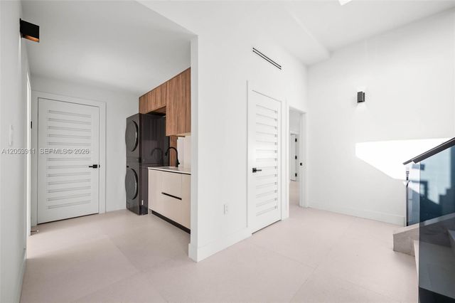 3310 Elizabeth Street, Miami, FL 33133