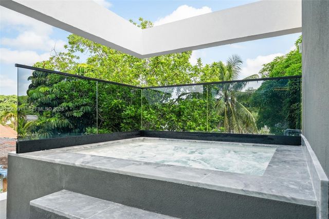 3310 Elizabeth Street, Miami, FL 33133