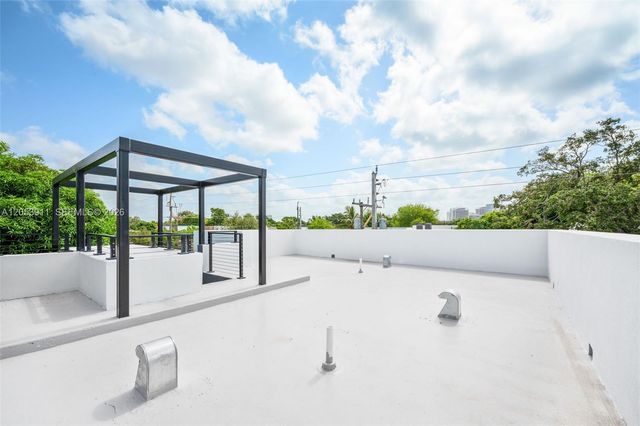 3310 Elizabeth Street, Miami, FL 33133