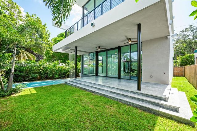 3310 Elizabeth Street, Miami, FL 33133