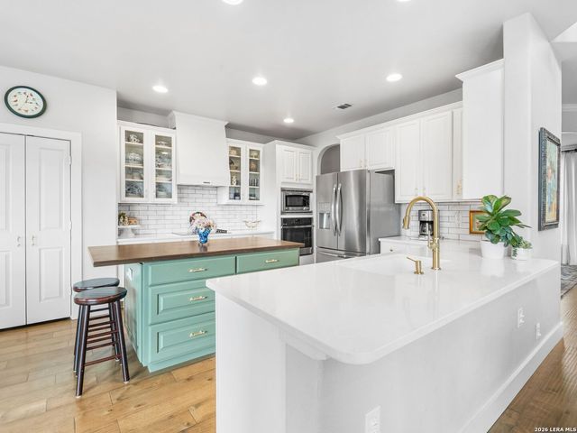 9418 Conbar, Helotes, TX 78023