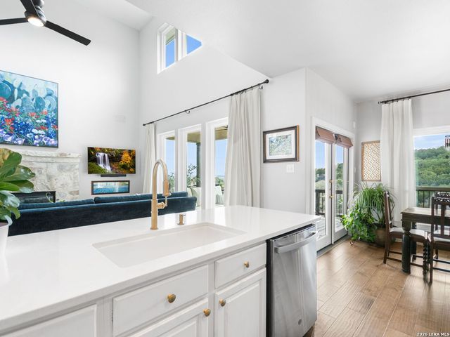 9418 Conbar, Helotes, TX 78023