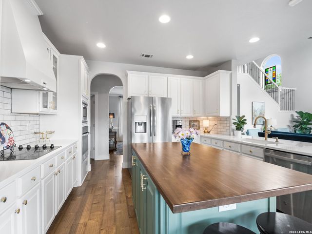 9418 Conbar, Helotes, TX 78023