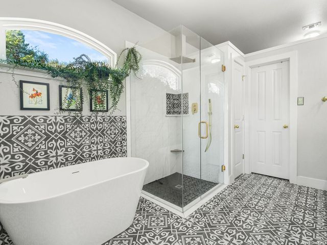 9418 Conbar, Helotes, TX 78023