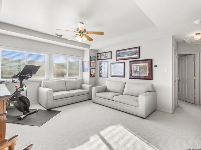 9418 Conbar, Helotes, TX 78023