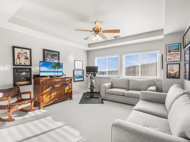 9418 Conbar, Helotes, TX 78023