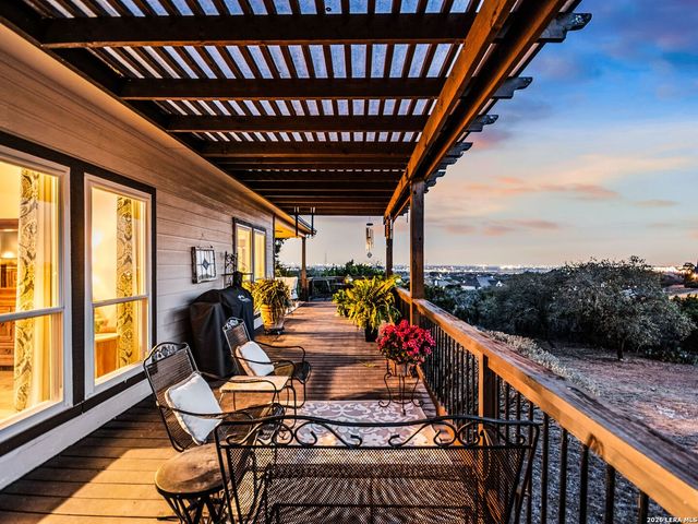 9418 Conbar, Helotes, TX 78023