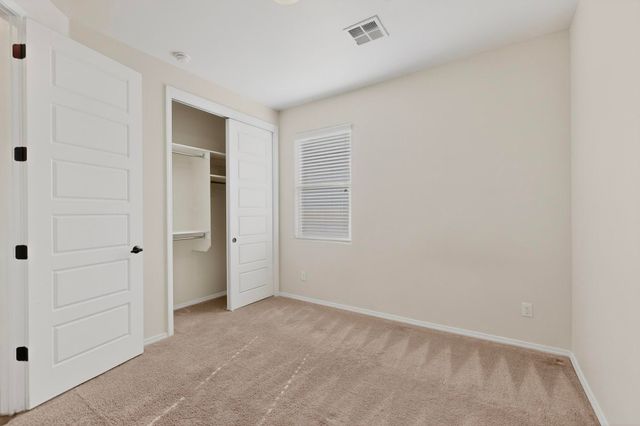 294 Adeline Avenue SW, Los Lunas, NM 87031