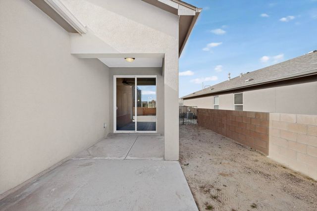 294 Adeline Avenue SW, Los Lunas, NM 87031