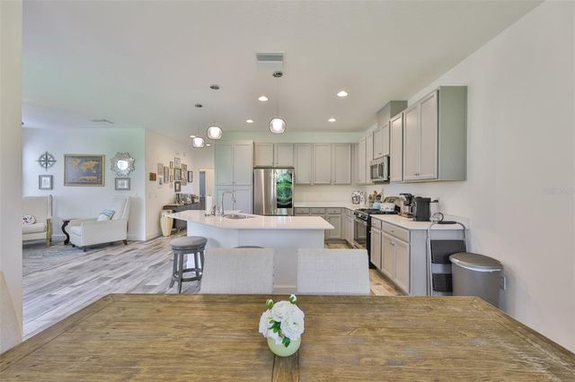 6215 VOYAGERS PLACE, Apollo Beach, FL 33572
