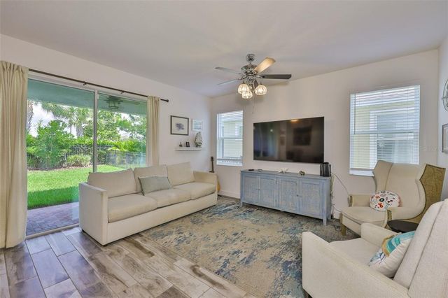 6215 VOYAGERS PLACE, Apollo Beach, FL 33572