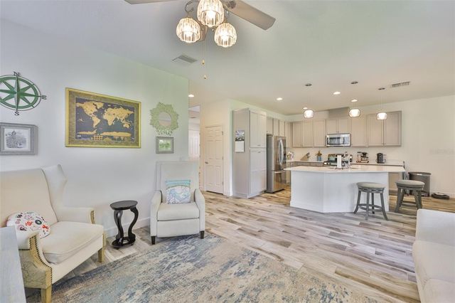 6215 VOYAGERS PLACE, Apollo Beach, FL 33572