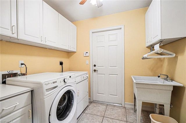 2914 SW 26th ST, Cape Coral, FL 33914