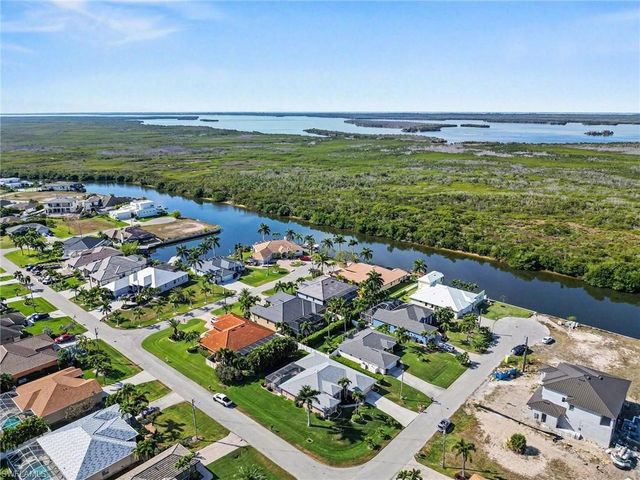 2914 SW 26th ST, Cape Coral, FL 33914