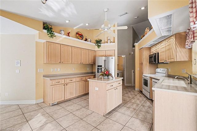 2914 SW 26th ST, Cape Coral, FL 33914