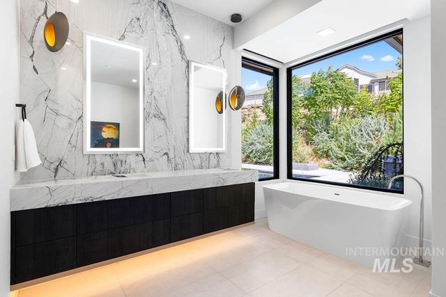 2813 E Hard Rock Drive, Boise, ID 83712