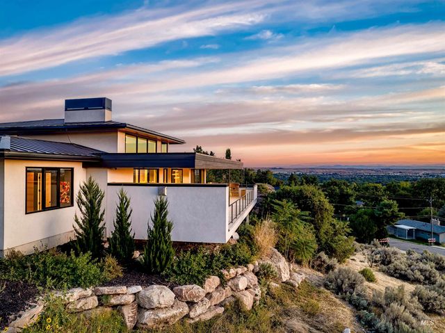 2813 E Hard Rock Drive, Boise, ID 83712