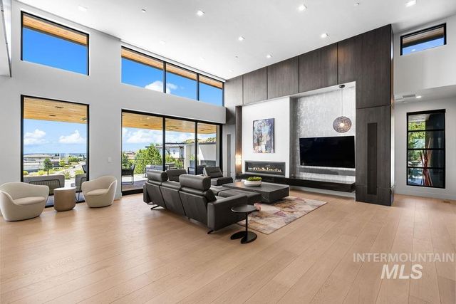 2813 E Hard Rock Drive, Boise, ID 83712