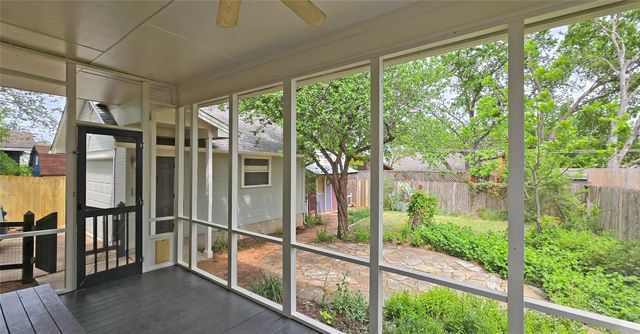 5017 W Frances PL, Austin, TX 78731