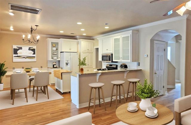 5017 W Frances PL, Austin, TX 78731