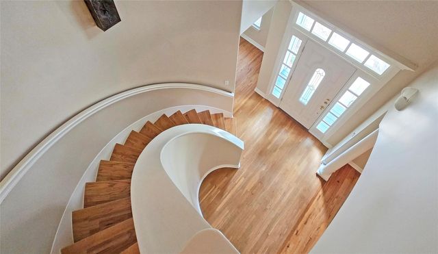 5017 W Frances PL, Austin, TX 78731