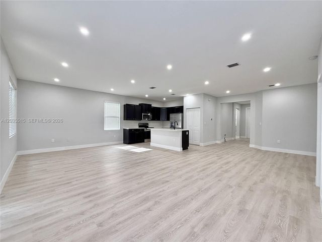 2159 SE 1st Street, Homestead, FL 33033