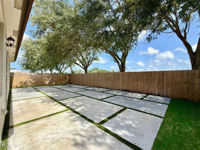 2159 SE 1st Street, Homestead, FL 33033
