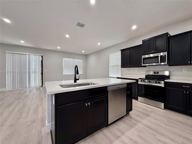 2159 SE 1st Street, Homestead, FL 33033