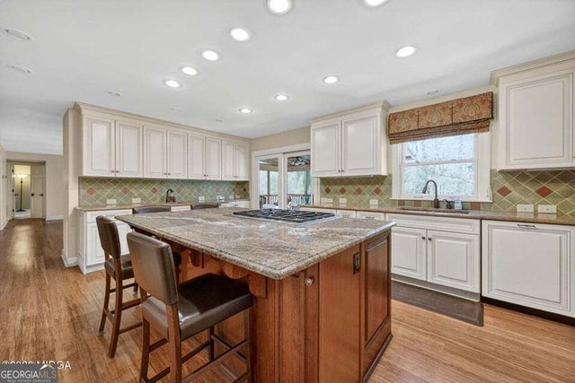 4716 Moor Park, Macon, GA 31210