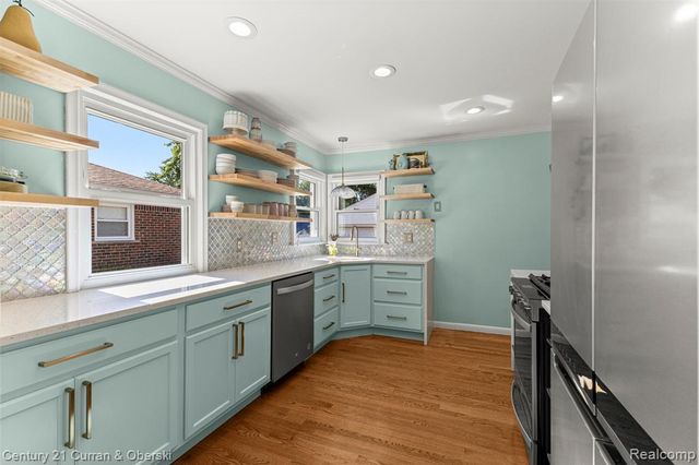29655 Westfield Street, Livonia, MI 48150