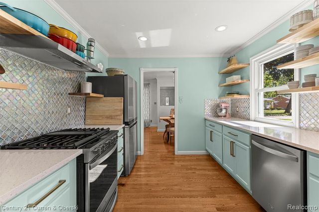 29655 Westfield Street, Livonia, MI 48150
