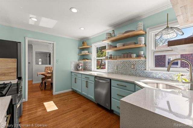 29655 Westfield Street, Livonia, MI 48150
