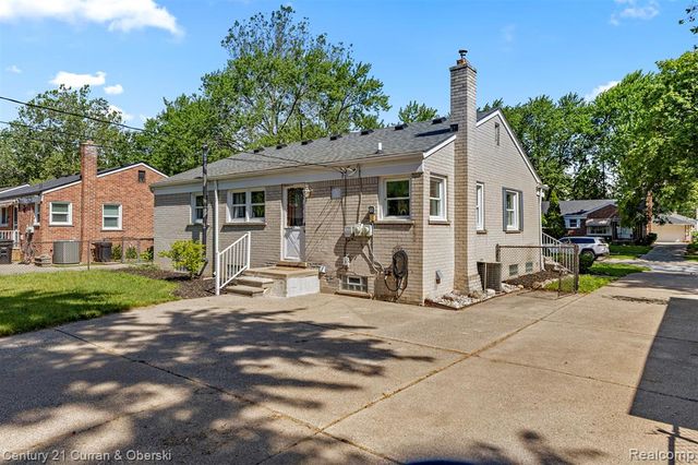 29655 Westfield Street, Livonia, MI 48150