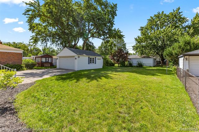 29655 Westfield Street, Livonia, MI 48150