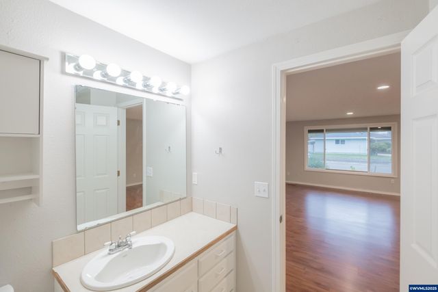 2801 Davidson St SE, Albany, OR 97322