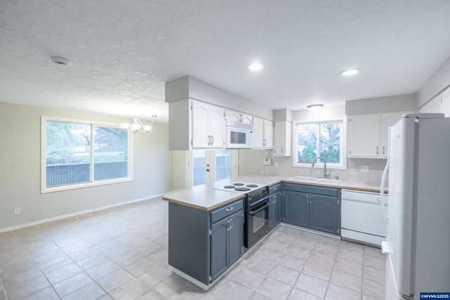 2801 Davidson St SE, Albany, OR 97322